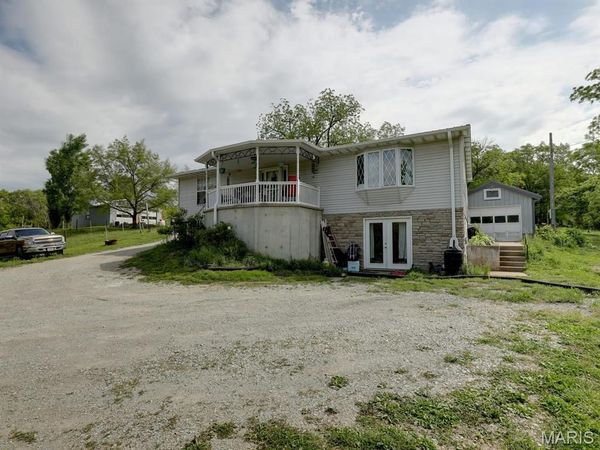12746 Thornberry Road, New London, MO 63459