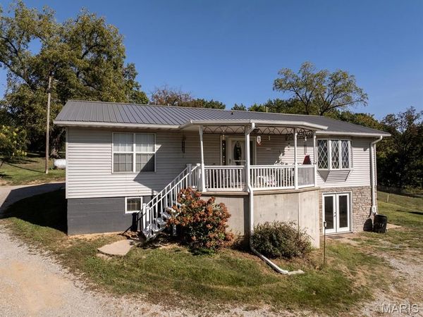 12746 Thornberry Road, New London, MO 63459