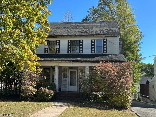 30 Walnut Ave, Millburn, NJ 07041