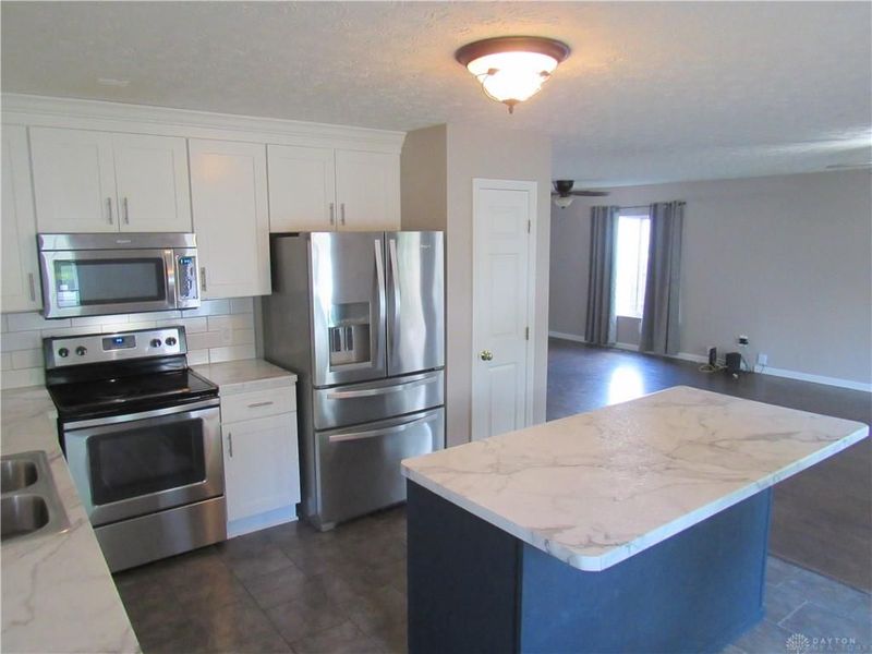 1181 Winchester Drive, Troy, OH 45373 Photo 10
