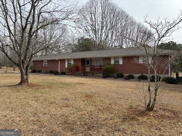 2215 Oak Hill Road, Covington, GA 30016
