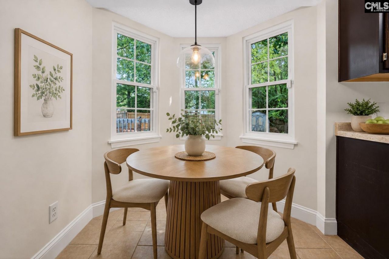 103 Whitfield Court Photo 4