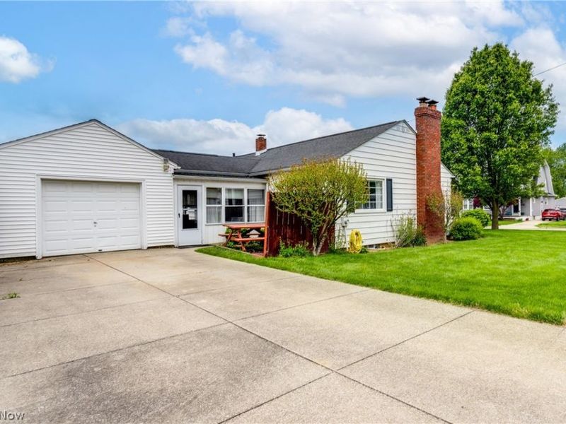 1114 Lincoln Avenue, Cuyahoga Falls, OH 44223 Photo 2