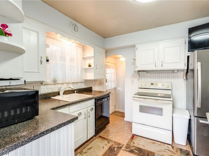 1114 Lincoln Avenue, Cuyahoga Falls, OH 44223 Photo 5
