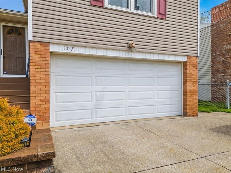 1107 Lynbrook Street SE, North Canton, OH 44720 Photo 4
