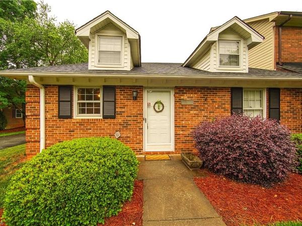 136 Chrisfield Circle, Winston-Salem, NC 27104