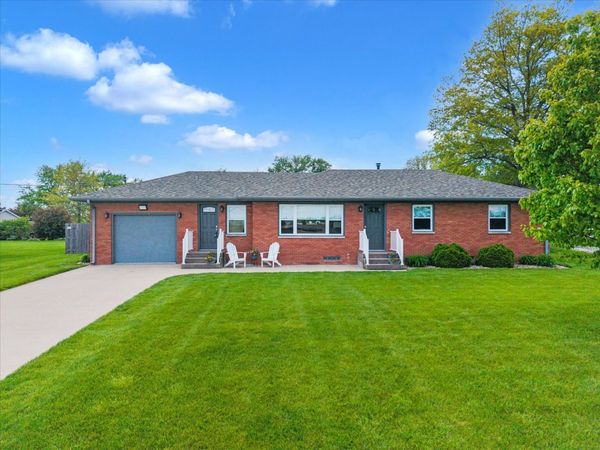 11802 9th Street , Milan, IL 61264