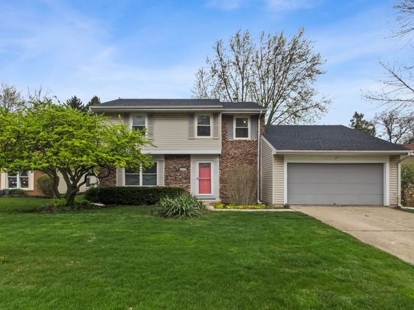 1435 Sunnybrook Drive , Naperville, IL 60540