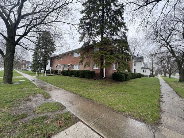 210 E 9th Street , Gibson City, IL 60936
