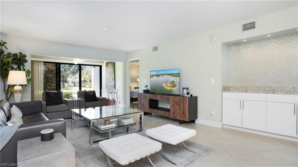 1545 Oyster Catcher Pt, Unit A, Naples, FL 34105 Photo