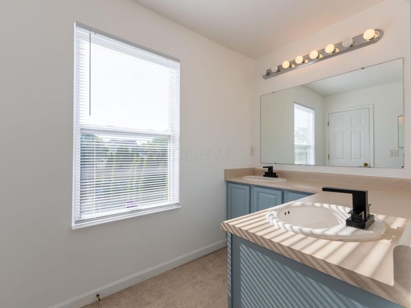 5565 Effy Lane, Canal Winchester, OH 43110 Photo 14