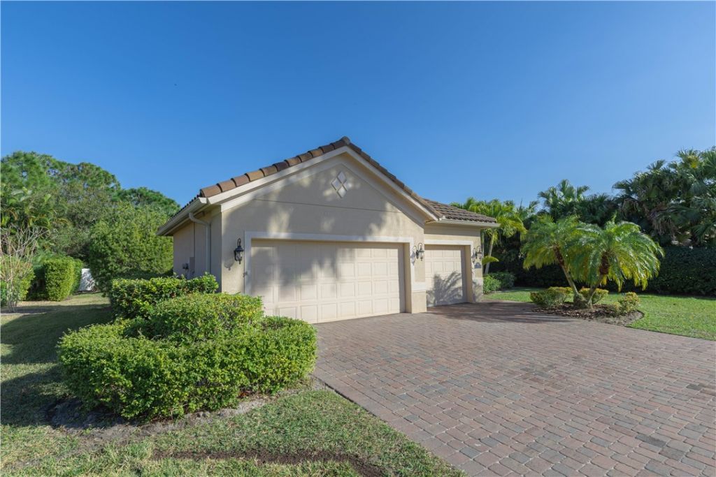 7685 Fieldstone Ranch Square, Vero Beach, FL 32967 Photo