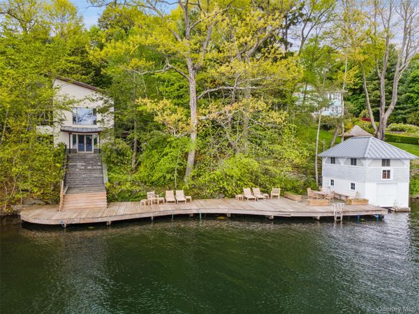 324 West Lake Boulevard , Mahopac, NY 10541