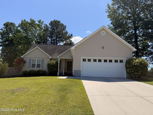 145 Broadleaf Drive, Jacksonville, NC 28546