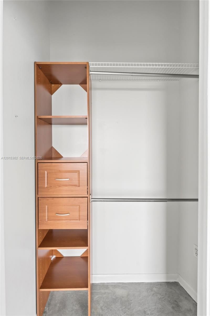 10 SW South River Dr , Unit 1006, Miami, FL 33130 Photo