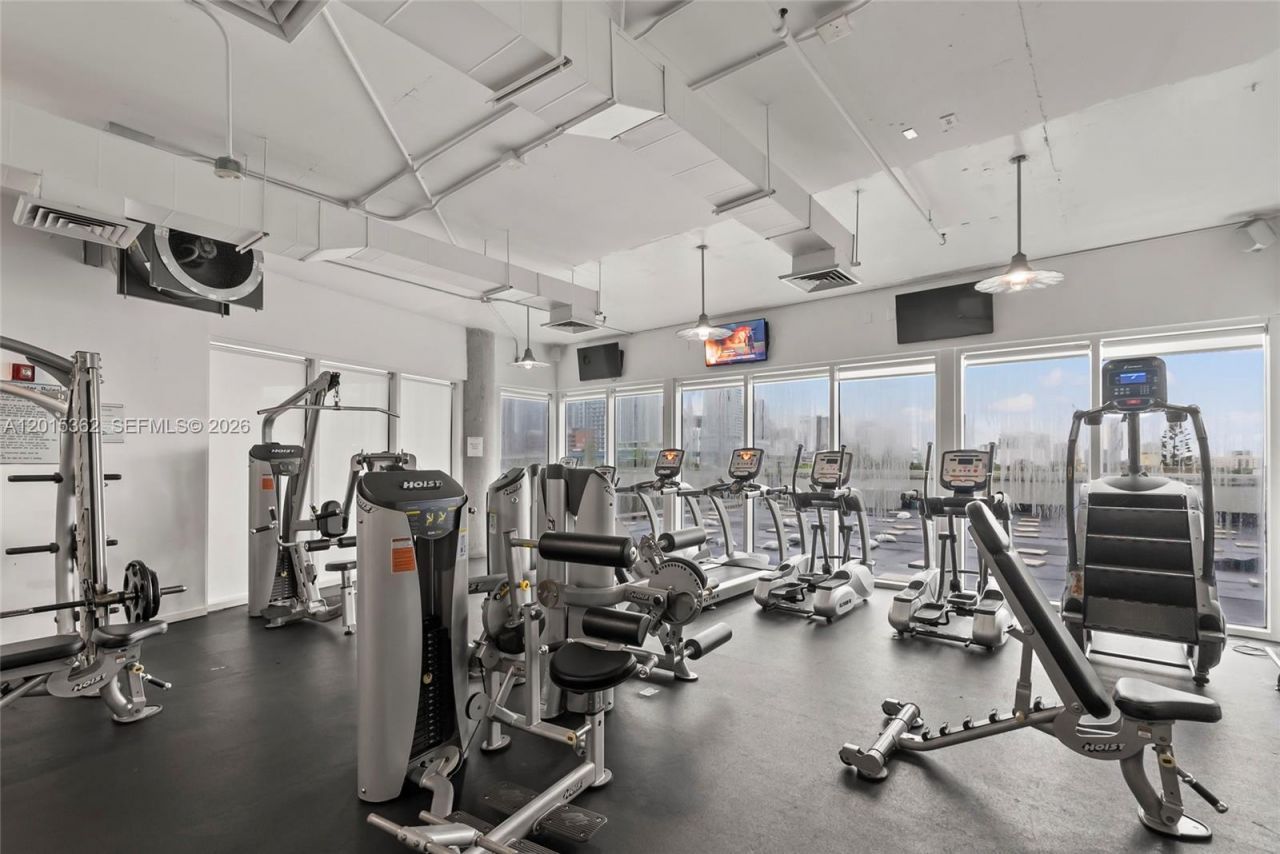 10 SW South River Dr , Unit 1006, Miami, FL 33130 Photo