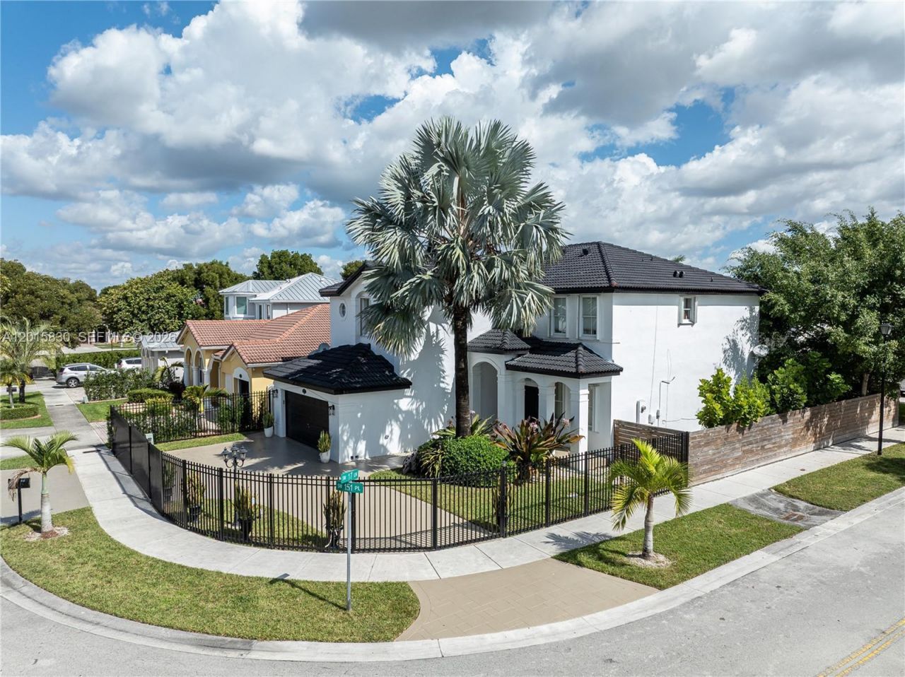 1733 SW 151st Pl , Miami, FL 33185 Photo
