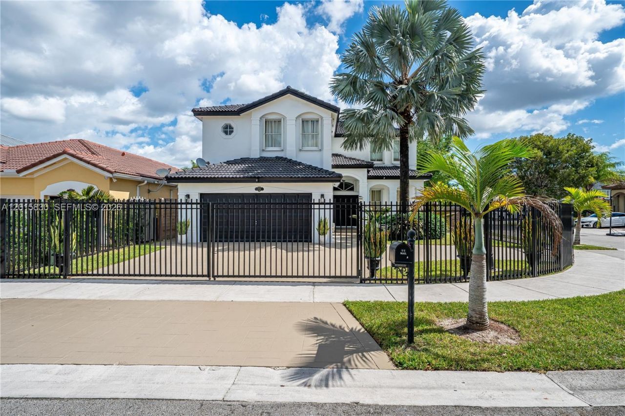 1733 SW 151st Pl , Miami, FL 33185 Photo