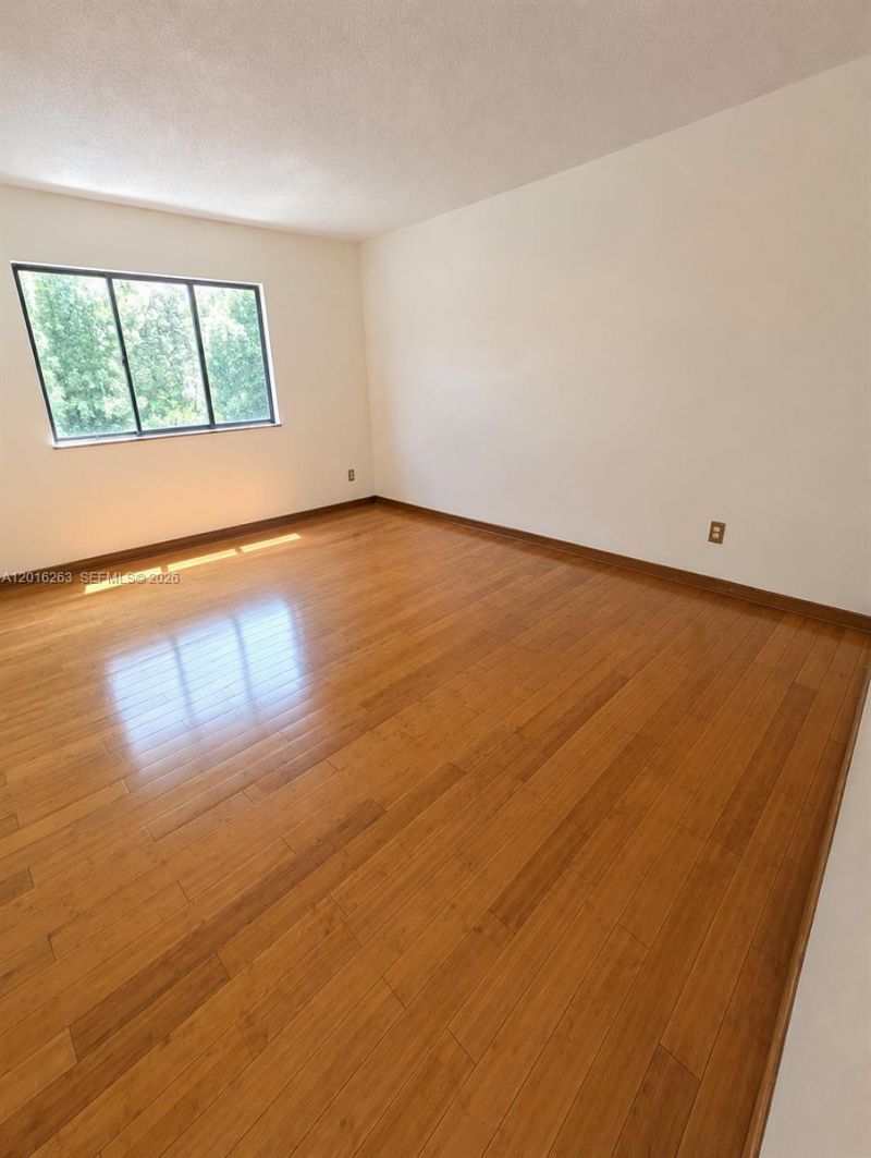 309 Lakeview Dr , Unit 204, Weston, FL 33326 Photo
