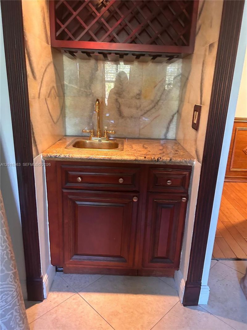 309 Lakeview Dr , Unit 204, Weston, FL 33326 Photo
