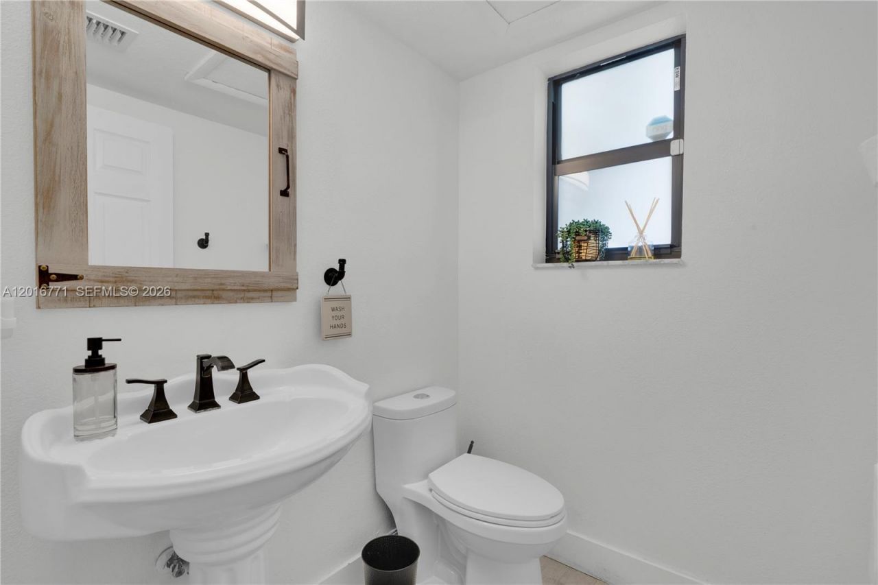 8708 SW 159th Path, Miami, FL 33193 Photo