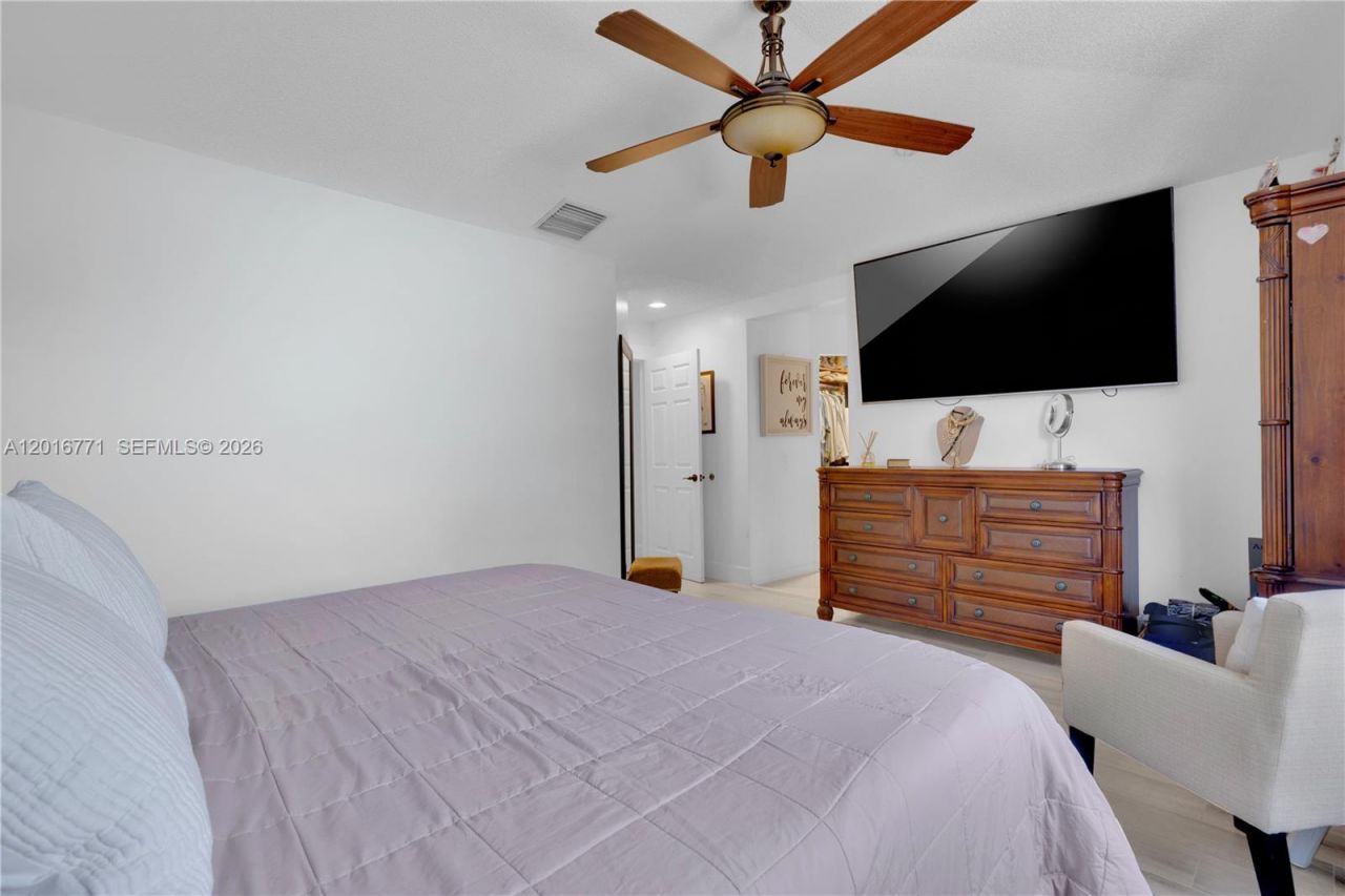 8708 SW 159th Path, Miami, FL 33193 Photo