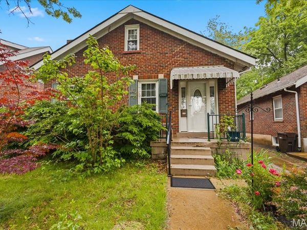 2468 Hartland Avenue, Sycamore Hills, MO 63114