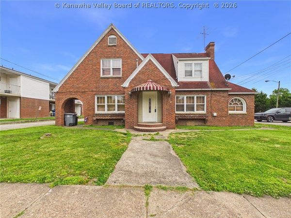 1309 Smith Street, Milton, WV 25541