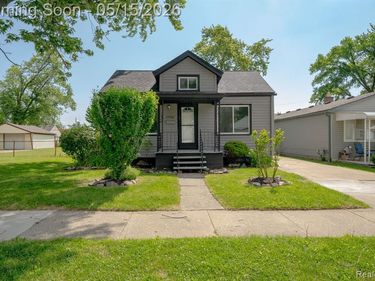 27500 Tighe Street, Roseville, MI 48066