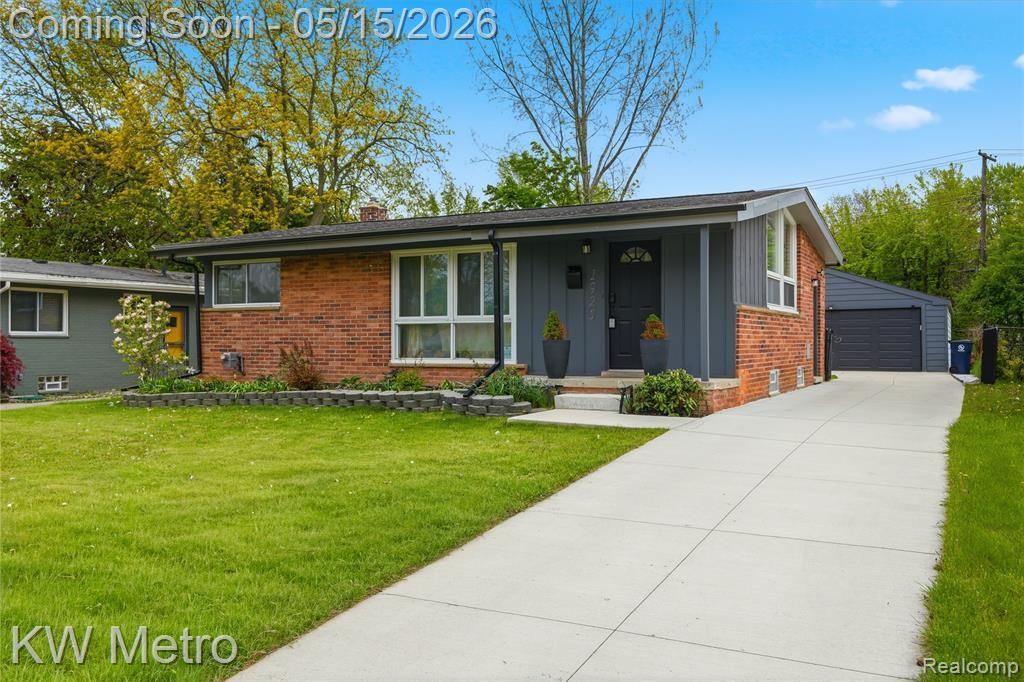 1925 Nakota Road, Royal Oak, MI 48073 Main Photo