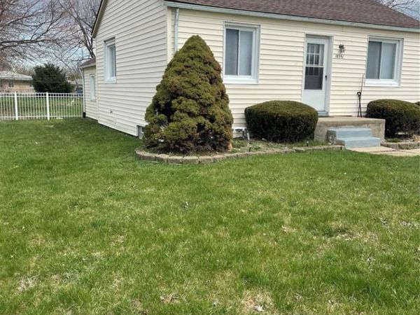18391 Masonic , Fraser, MI 48026