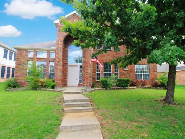 4004 Lakeside Drive, The Colony, TX 75056