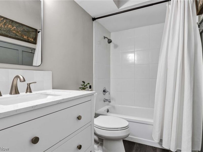 12900 Lake Avenue, Unit 615, Lakewood, OH 44107 Photo 18