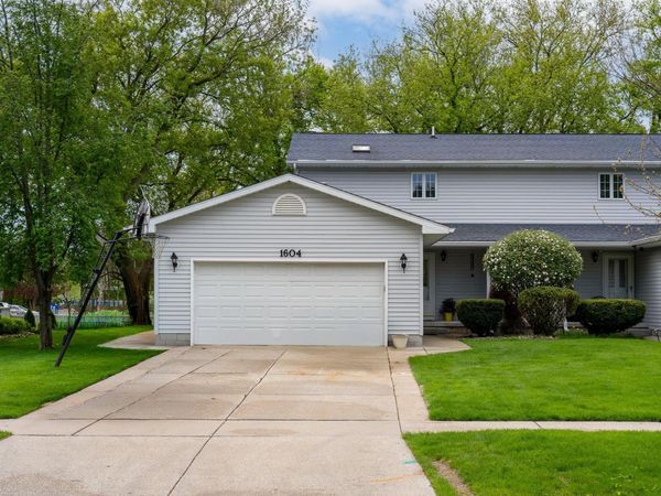 1604 Gaylord Street E, Mt Pleasant, MI 48858