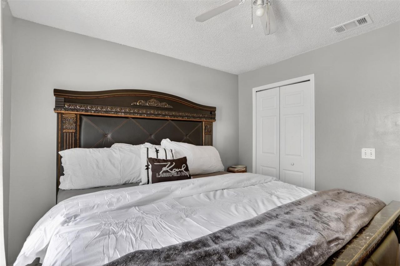 6820 Pomeroy Circle, Orlando, FL 32810 Photo