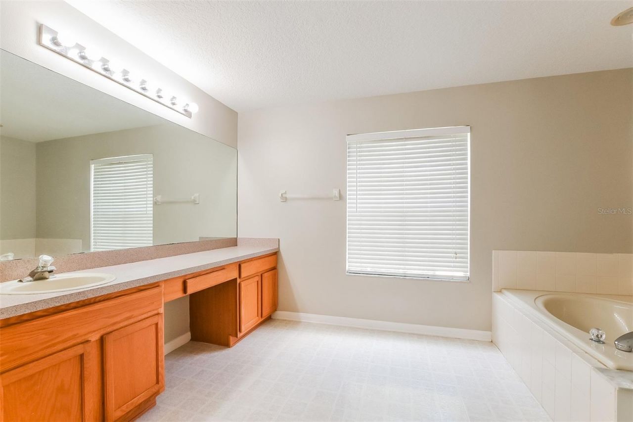 2043 Hammock Moss Drive, Orlando, FL 32820 Photo