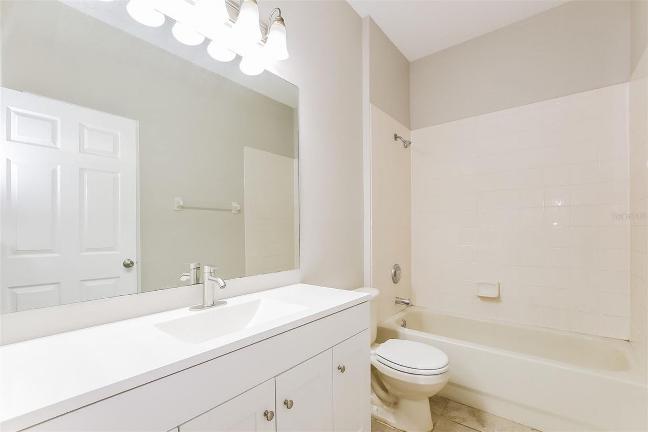 2043 Hammock Moss Drive, Orlando, FL 32820 Photo