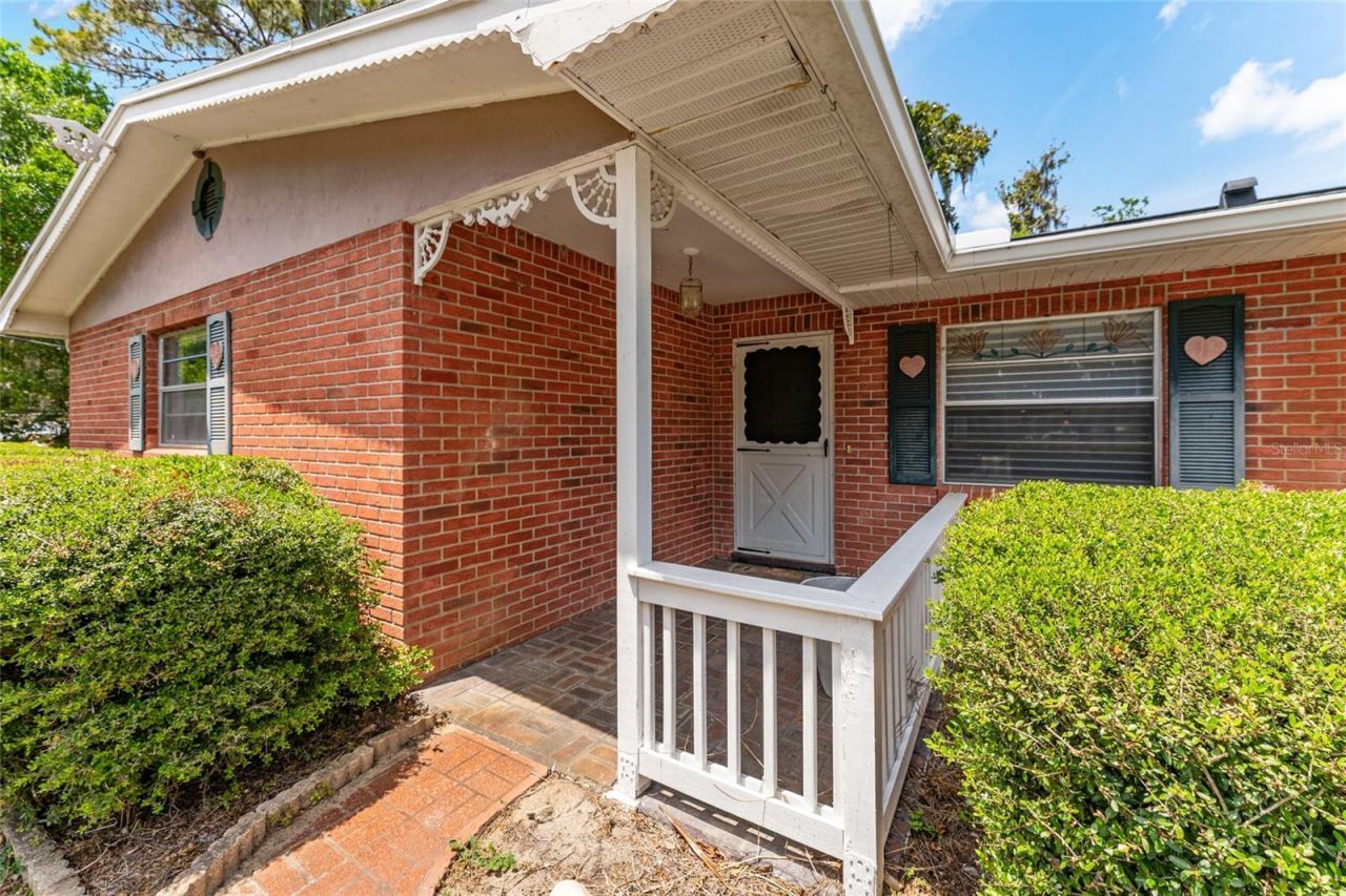 927 S Val Drive , Inverness, FL 34450 Photo