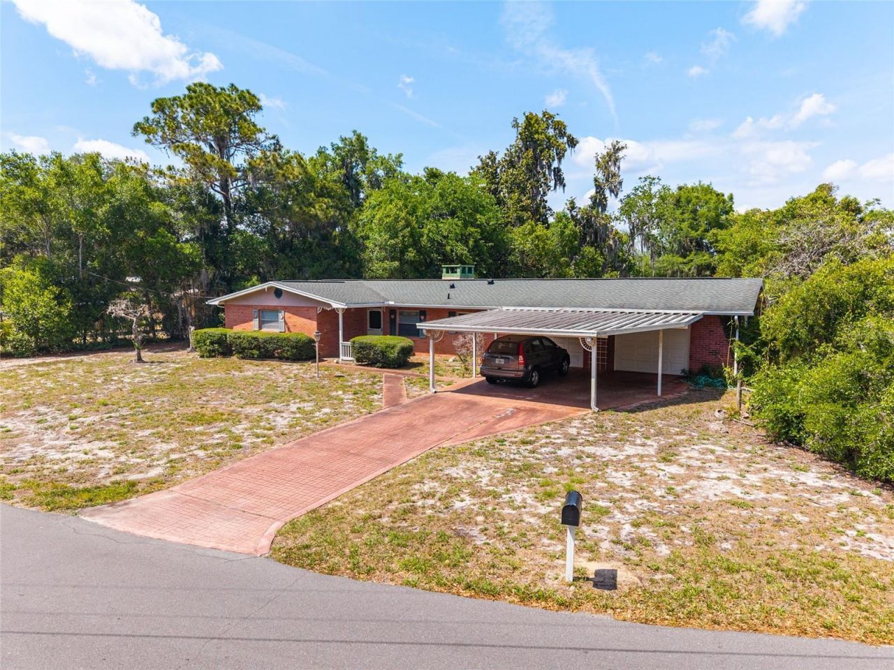 927 S Val Drive , Inverness, FL 34450 Photo