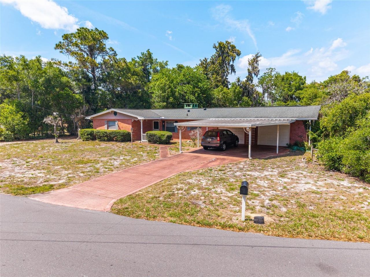 927 S Val Drive , Inverness, FL 34450 Photo