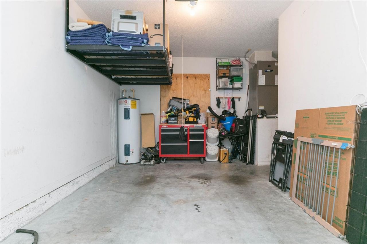 9922 Ashburn Lake Drive, Tampa, FL 33610 Photo
