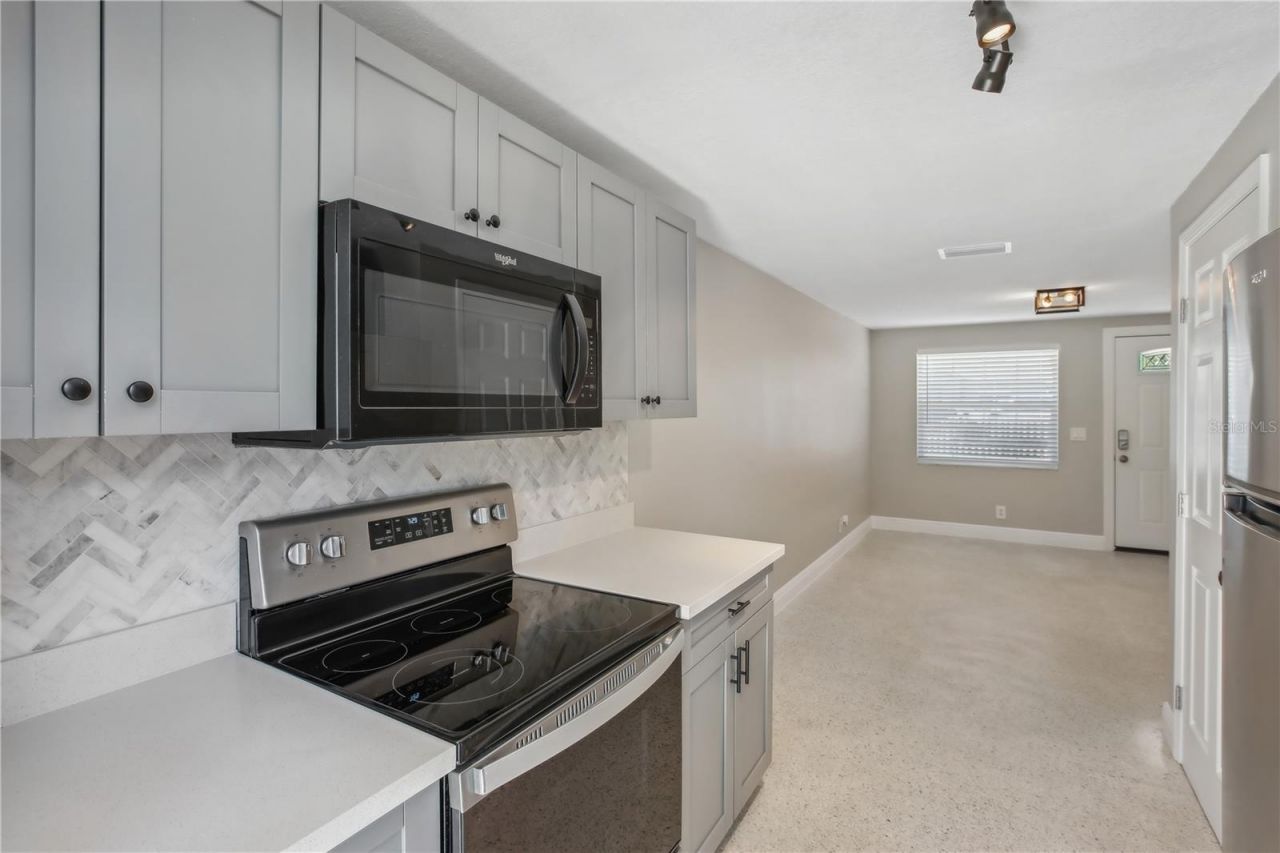 8703 Navajo Avenue, Tampa, FL 33637 Photo