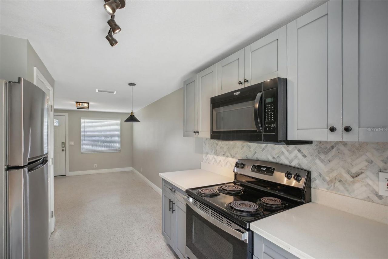 8703 Navajo Avenue, Tampa, FL 33637 Photo
