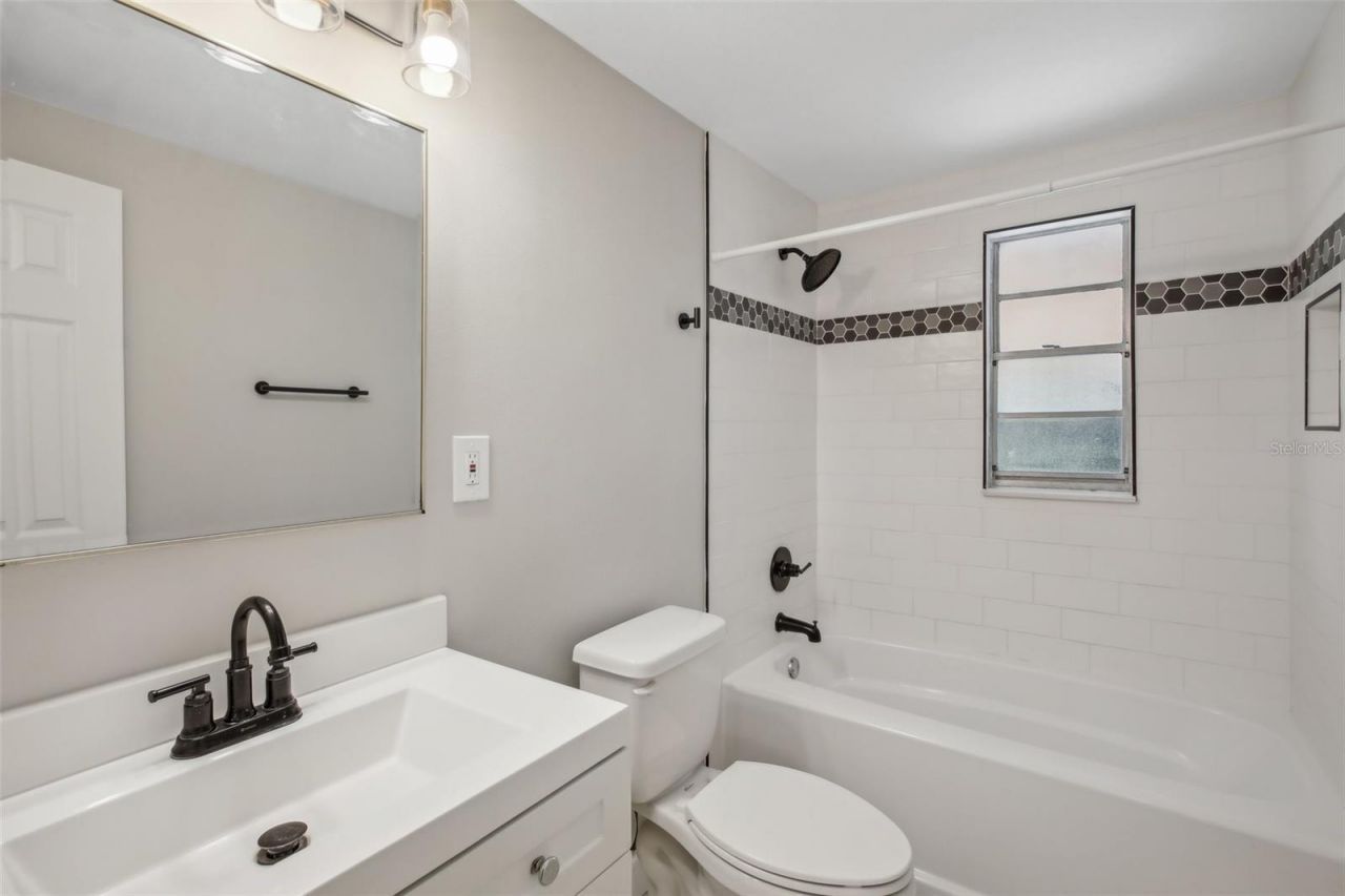 8703 Navajo Avenue, Tampa, FL 33637 Photo