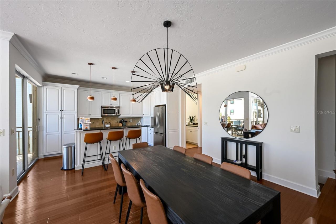 109 6th Street N, Unit A & B, Bradenton Beach, FL 34217 Photo