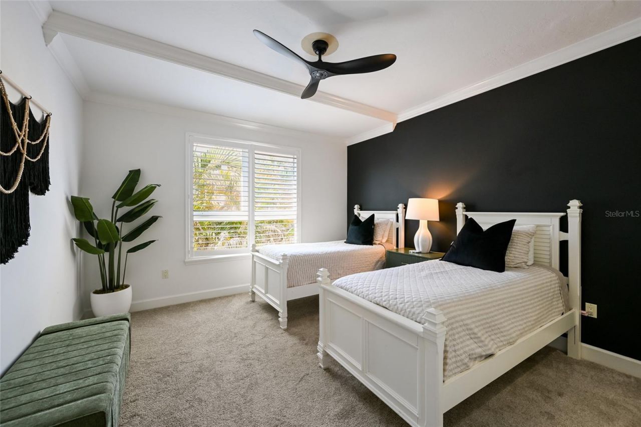 109 6th Street N, Unit A & B, Bradenton Beach, FL 34217 Photo