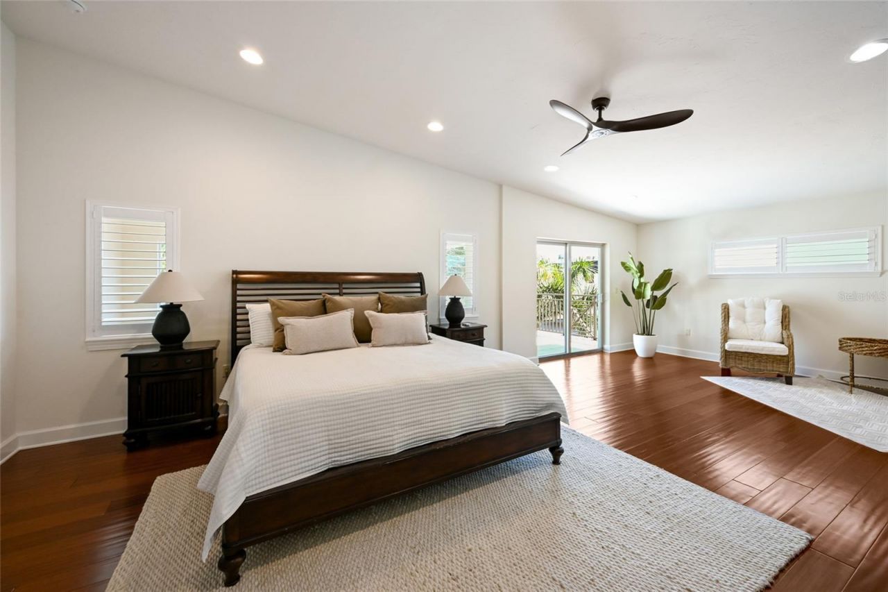 109 6th Street N, Unit A & B, Bradenton Beach, FL 34217 Photo