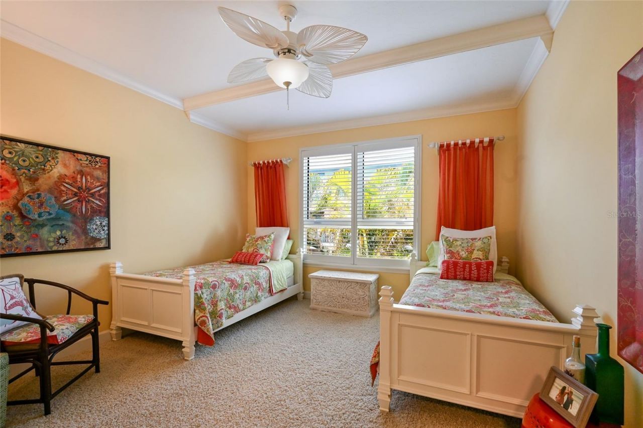 109 6th Street N, Unit A & B, Bradenton Beach, FL 34217 Photo