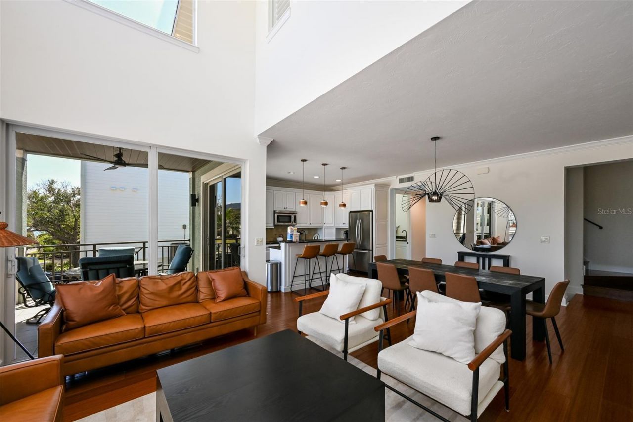109 6th Street N, Unit A & B, Bradenton Beach, FL 34217 Photo