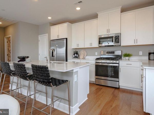153 JOHN VANZANDT DRIVE, TITUSVILLE, NJ 08560